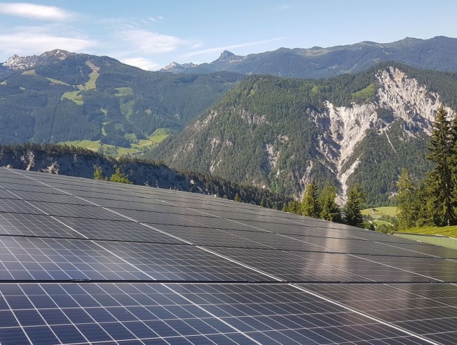 Dachflächen zur Stromproduktion nutzen